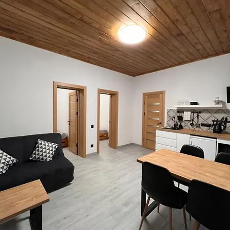 Apartamento твоє Skole